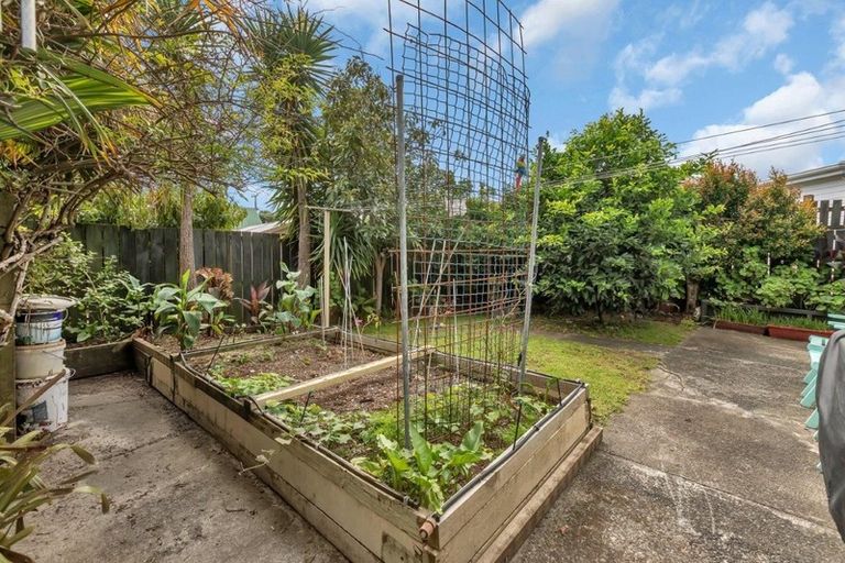Photo of property in 29 Ruakaka Beach Road, Ruakaka, 0116