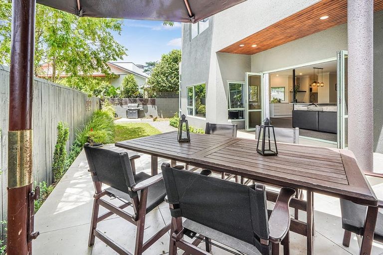 Photo of property in 19 Rostrevor Street, Hamilton Central, Hamilton, 3204