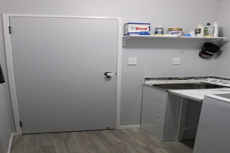 Photo of property in 3/700 Duke Street, Mahora, Hastings, 4120