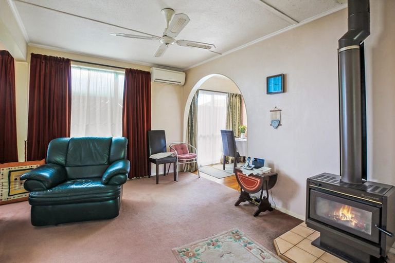 Photo of property in 33 Taylor Avenue, Paeroa, 3600