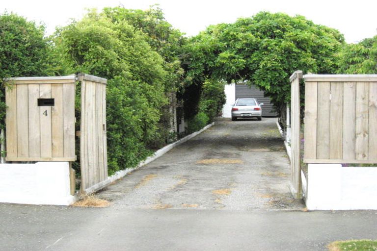 Photo of property in 4 Gainford Street, Avonhead, Christchurch, 8042