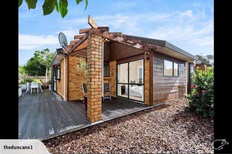 Photo of property in 4/26 Inverness Road, Browns Bay, Auckland, 0630