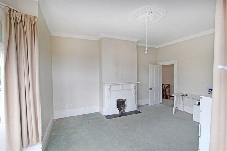 Photo of property in 48 Howe Street, North Dunedin, Dunedin, 9016