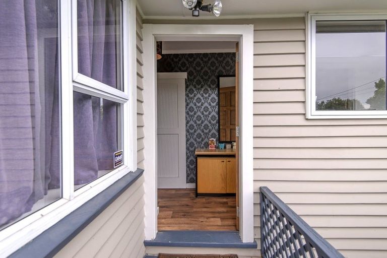 Photo of property in 126 Gilberthorpes Road, Hei Hei, Christchurch, 8042