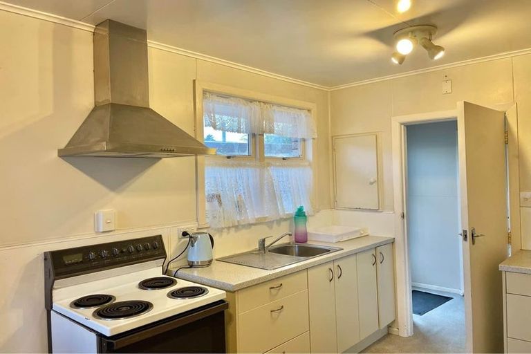 Photo of property in 32 Callis Avenue, Opaheke, Papakura, 2113