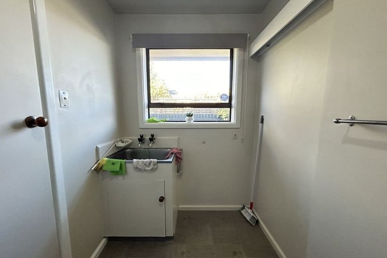 Photo of property in 64 Oriana Crescent, Hornby, Christchurch, 8042