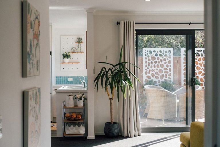 Photo of property in 15b Waiwhetu Road, Waiwhetu, Lower Hutt, 5010