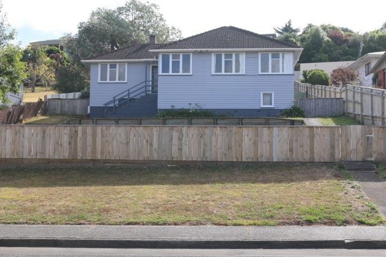 Photo of property in 16 Wellesley Street, Feilding, 4702