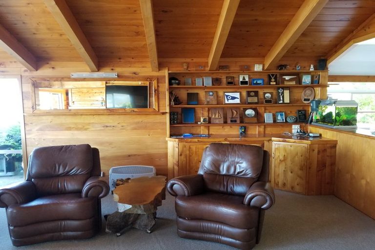 Photo of property in 18 Sir George Back Street, Opua, 0200