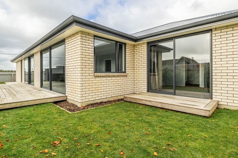 Photo of property in 79 Severn Street, Clifton, Invercargill, 9812