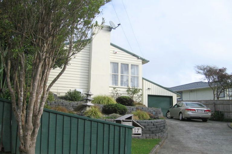 Photo of property in 17 Larsen Crescent, Tawa, Wellington, 5028