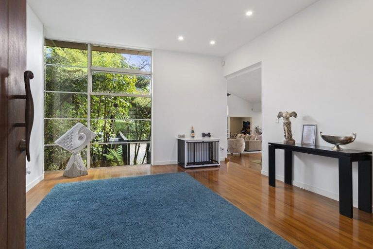 Photo of property in 14 Tiffany Close, Totara Park, Auckland, 2019