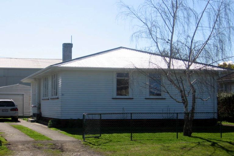 Photo of property in 27 Railway Crescent, Masterton, 5810