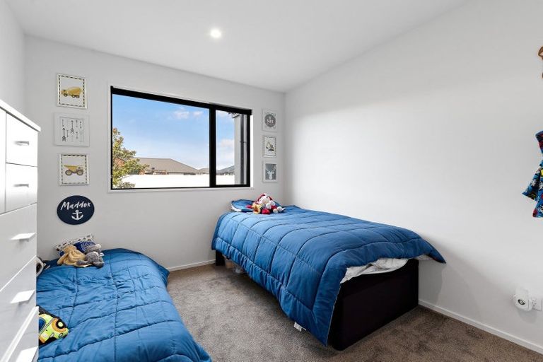 Photo of property in 1 Hamlett Drive, Woodend, 7610