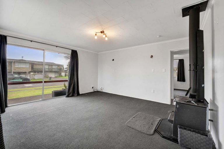 Photo of property in 13 Oberon Street, Stratford, 4332