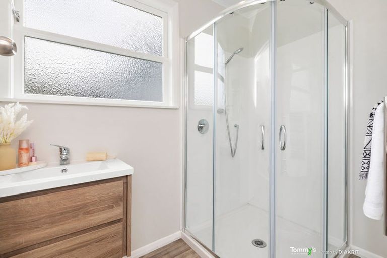 Photo of property in 37 Ironside Road, Johnsonville, Wellington, 6037