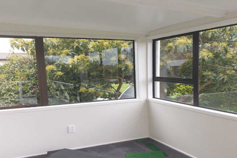 Photo of property in 2/14 Meachen Terrace, Waiuku, 2123