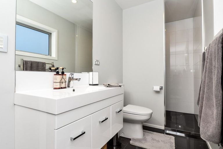 Photo of property in 28 Keston Crescent, Flagstaff, Hamilton, 3210