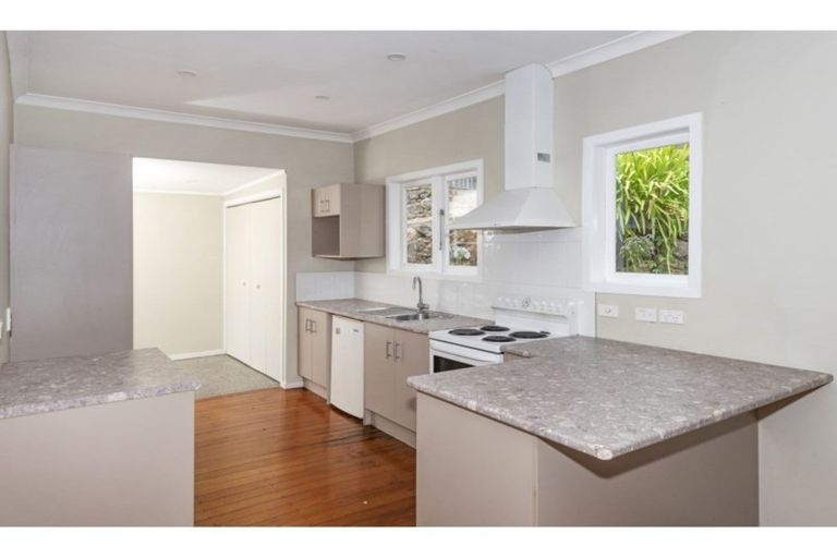 Photo of property in 75 Hatea Drive, Regent, Whangarei, 0112