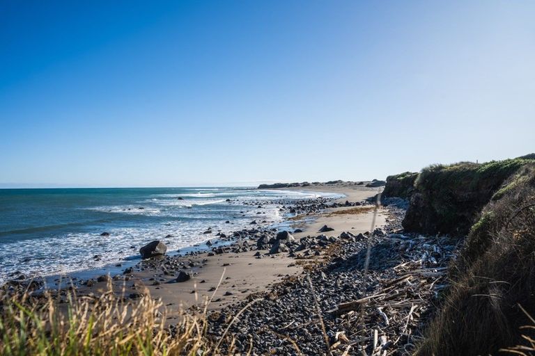 Photo of property in 295 Tai Road, Opunake, 4681