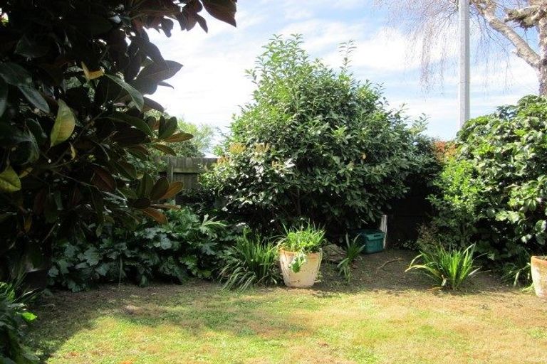 Photo of property in 21a Wairakei Road, Bryndwr, Christchurch, 8052