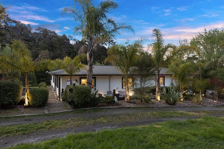 Photo of property in 60 Lenzen Road, Puhoi, Warkworth, 0994