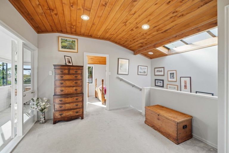 Photo of property in 2/32 Albert Road, Devonport, Auckland, 0624