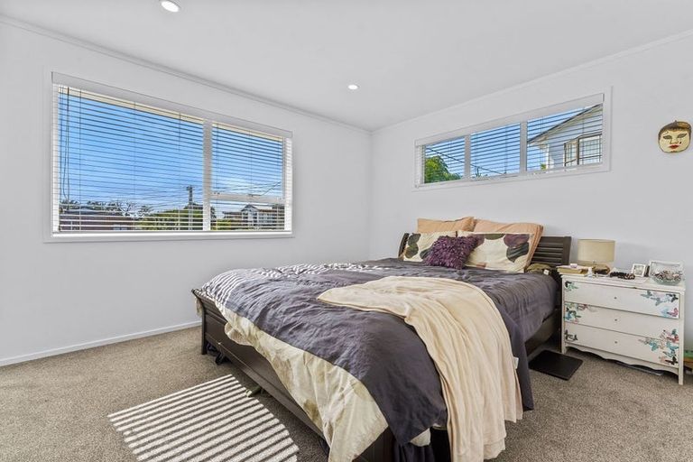 Photo of property in 662 Beach Road, Browns Bay, Auckland, 0630