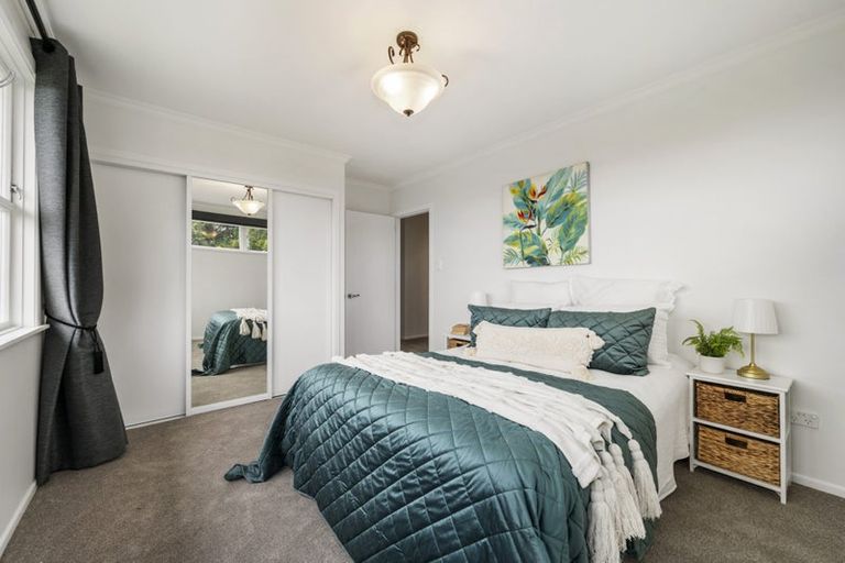 Photo of property in 83 Beazley Avenue, Paparangi, Wellington, 6037