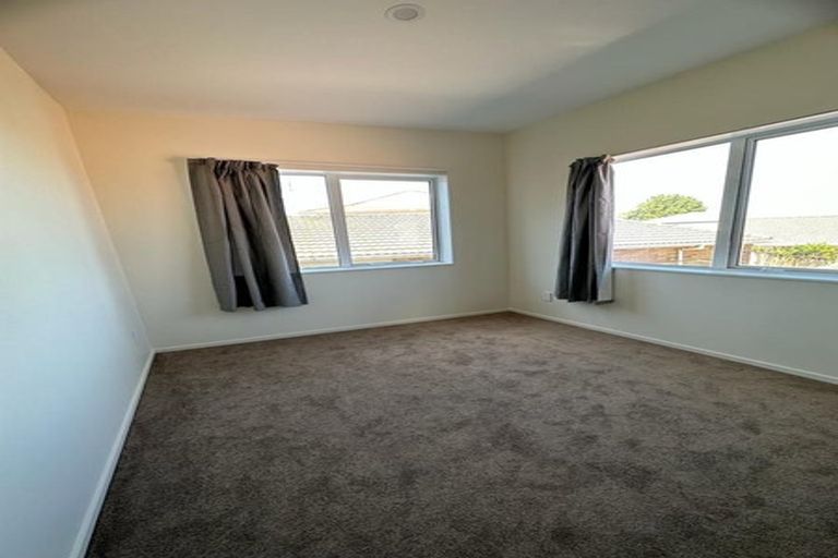 Photo of property in 8 Kentville Place, Somerville, Auckland, 2014