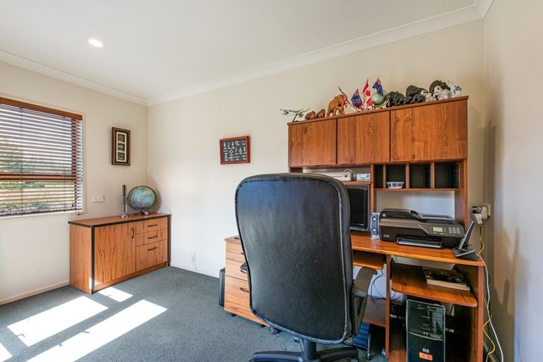 Photo of property in 68c Papaitonga Lake Road, Ohau, Levin, 5570