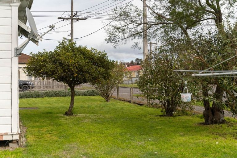 Photo of property in 95 Bannister Street, Masterton, 5810