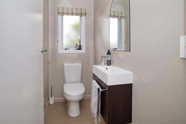 Photo of property in 61 Gorge Road, Maungaturoto, 0520