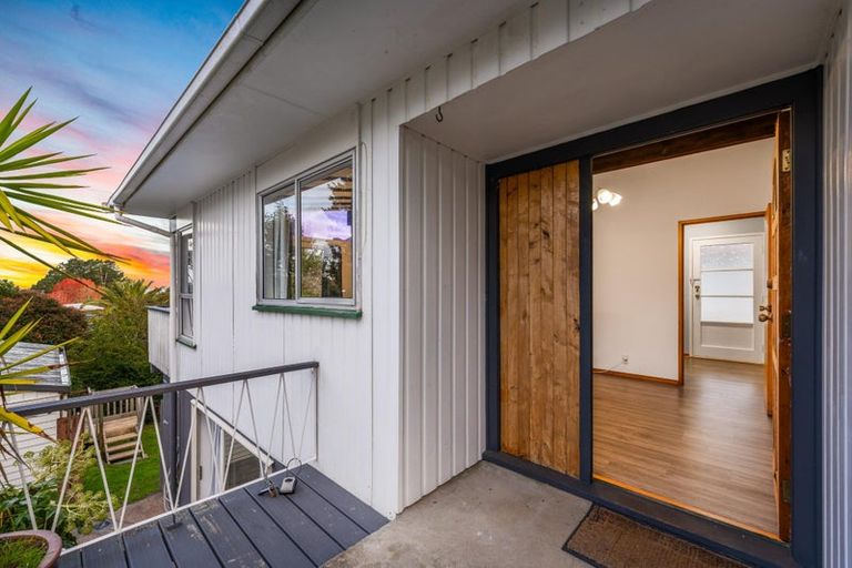 Photo of property in 437 Don Buck Road, Massey, Auckland, 0614