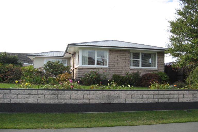 Photo of property in 3 Gloaming Place, Sockburn, Christchurch, 8042