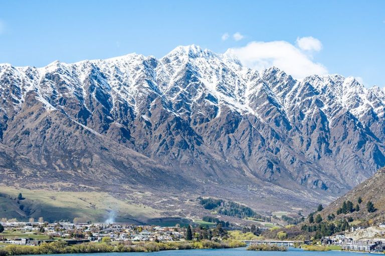 Photo of property in 27 Marina Drive, Frankton, Queenstown, 9300