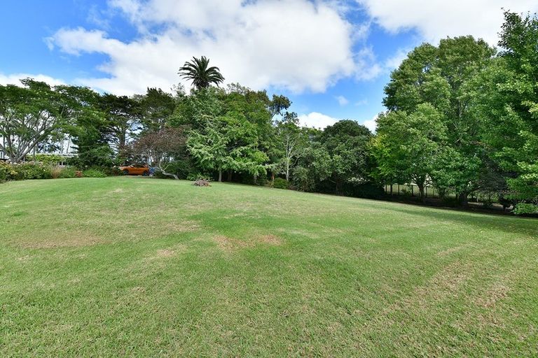 Photo of property in 2059 State Highway 16, Helensville, 0875