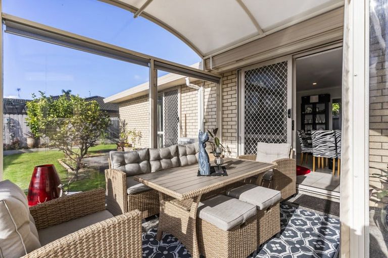 Photo of property in 11 Gendo Avenue, Henderson, Auckland, 0612