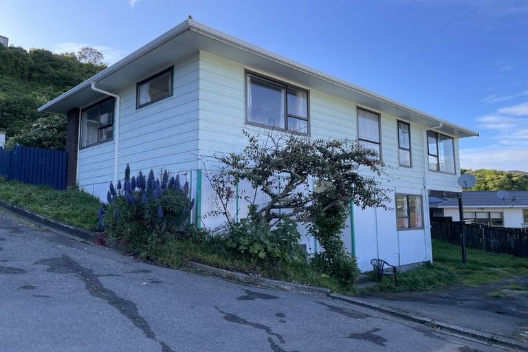 Photo of property in 10a Stonefield Place, Johnsonville, Wellington, 6037