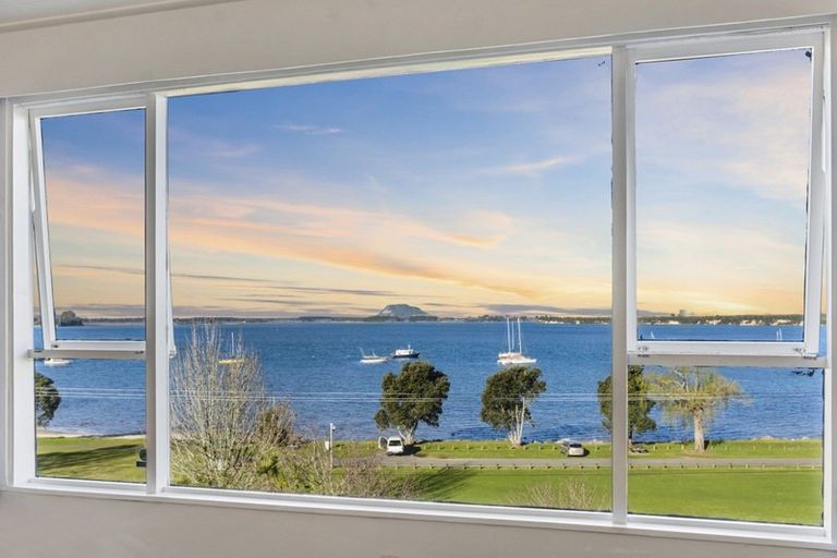 Photo of property in 39 Harbour View Road, Omokoroa, 3114