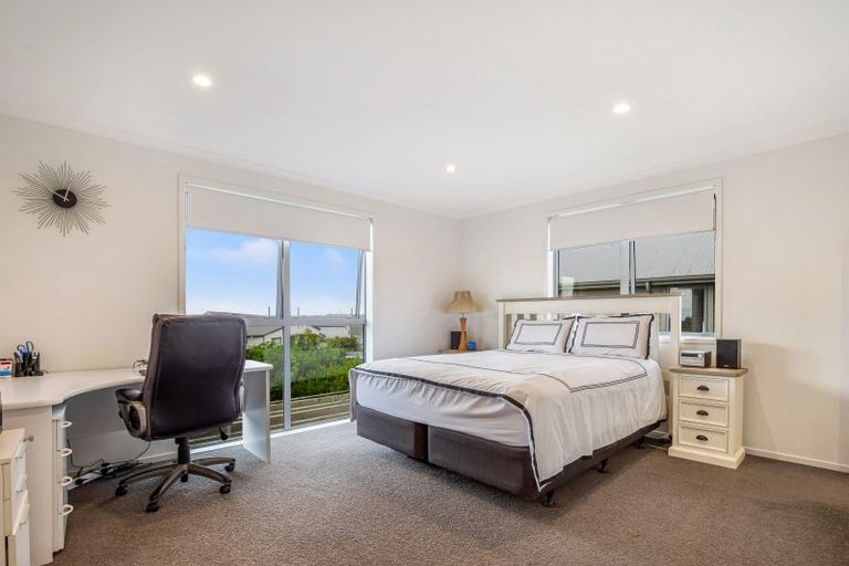 Photo of property in 63n Westgate Drive, Massey, Auckland, 0614
