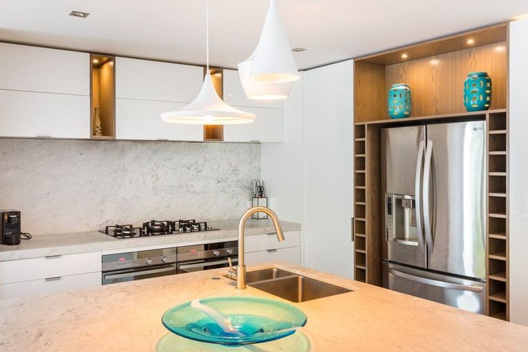 Photo of property in 1/11 Garmons Way, Castor Bay, Auckland, 0620