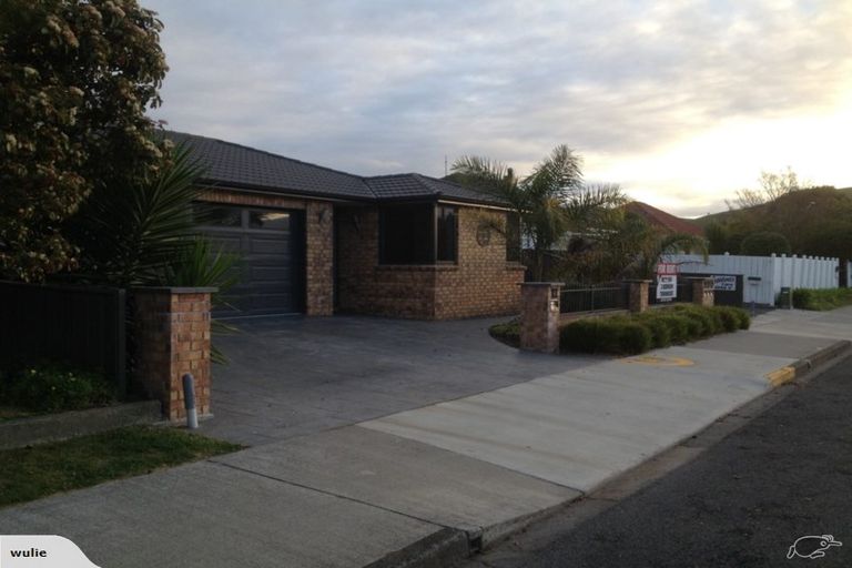 Photo of property in 40 Puketapu Road, Taradale, Napier, 4112