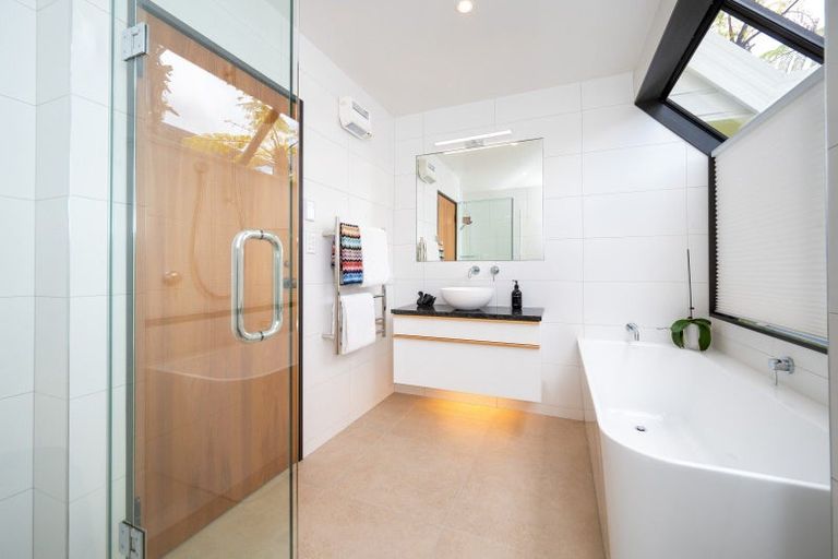 Photo of property in 21a Chambers Street, Havelock North, 4130