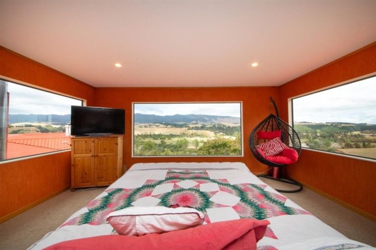 Photo of property in 1591b Pohangina Road, Pohangina, Ashhurst, 4884