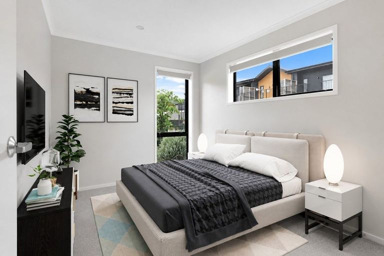 Photo of property in 2 Whakato Avenue, Kumeu, 0810