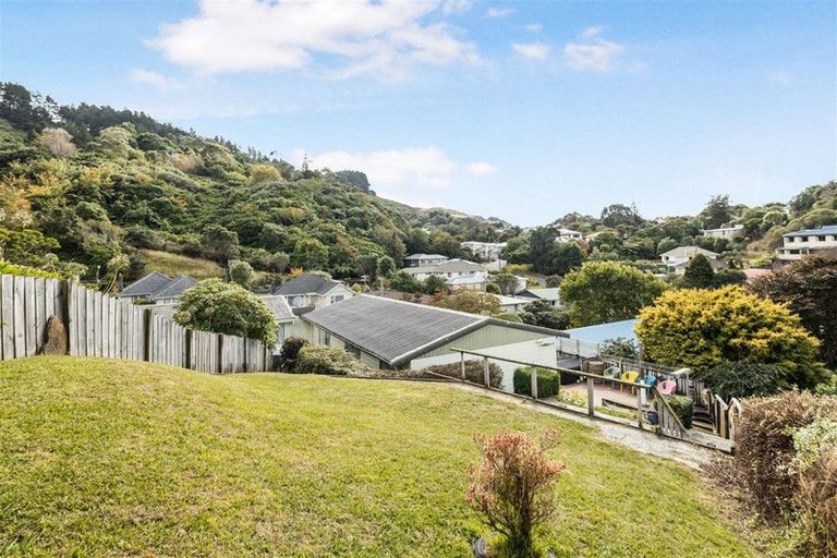 Photo of property in 47b Chester Road, Tawa, Wellington, 5028