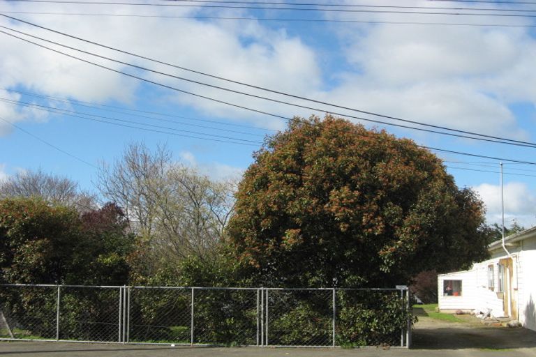Photo of property in 68 Charlotte Street, Takapau, 4203