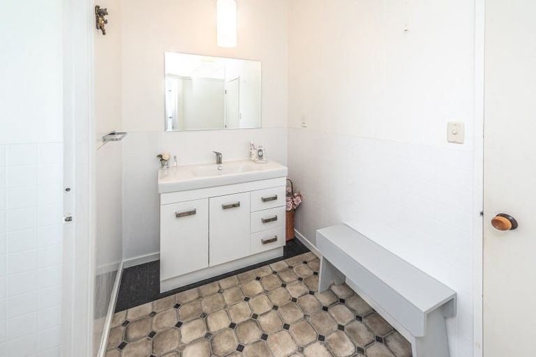 Photo of property in 4 Kapiti Terrace, Castlecliff, Whanganui, 4501