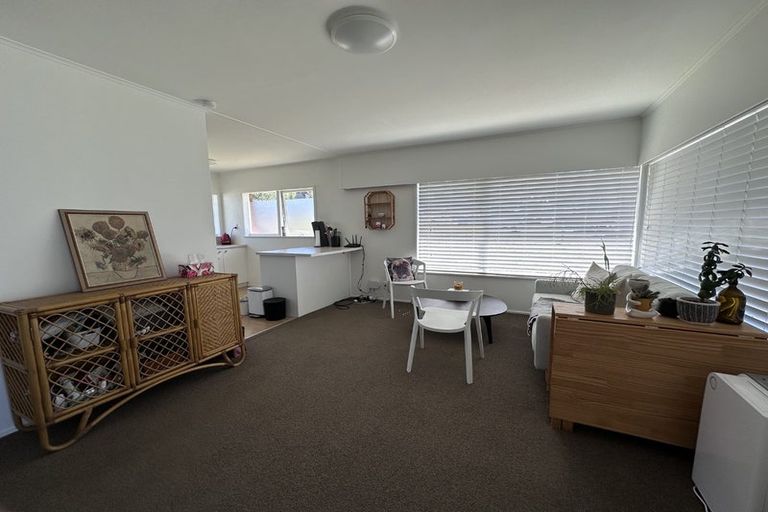 Photo of property in 1/78 Glamorgan Drive, Torbay, Auckland, 0630